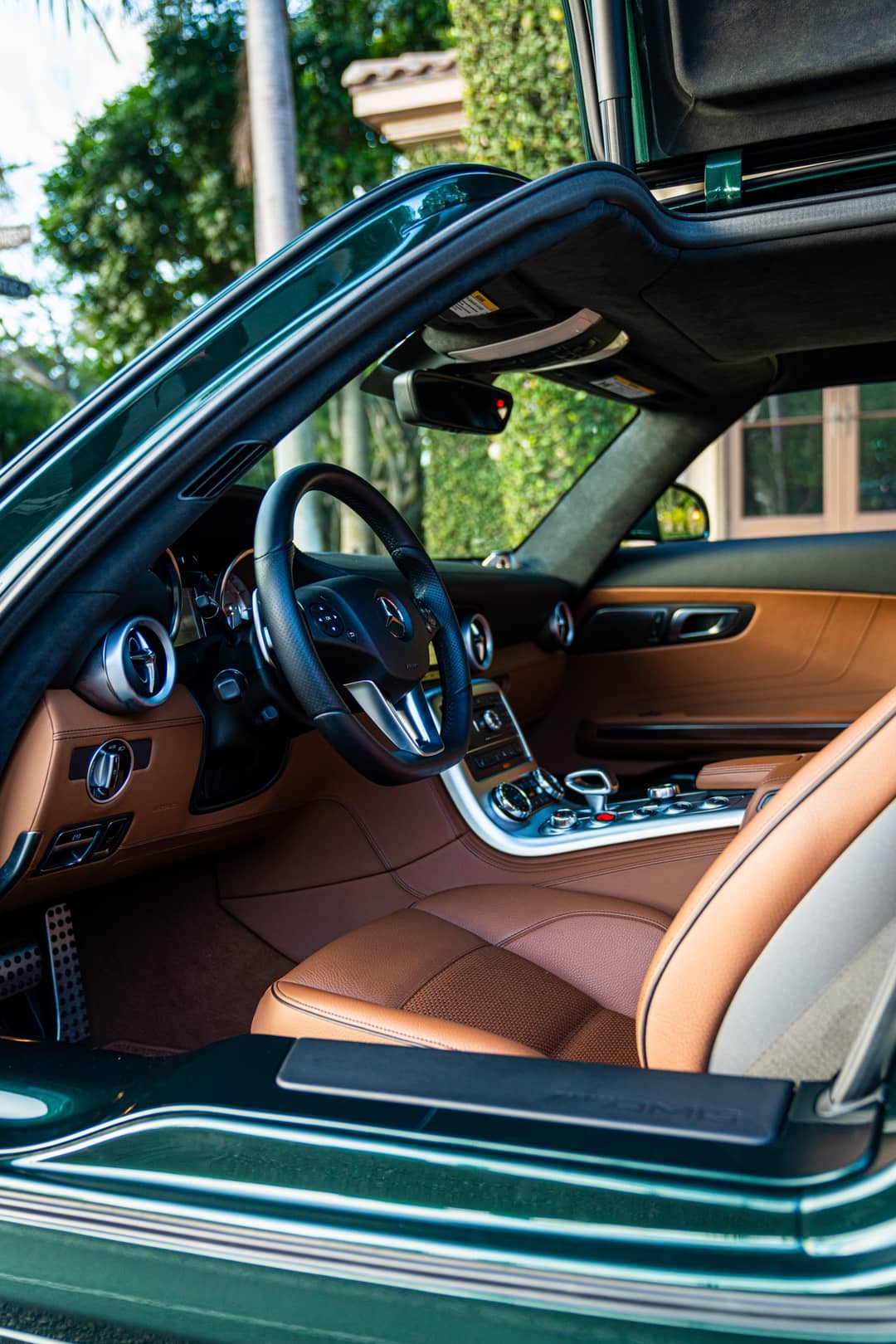 2012 Mercedes-Benz SLS AMG — photo 6