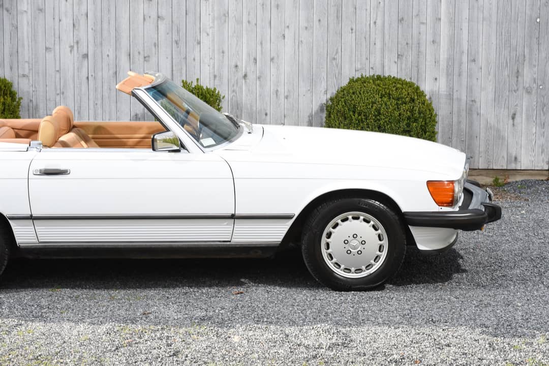 1989 Mercedes-Benz 560 SL — photo 14