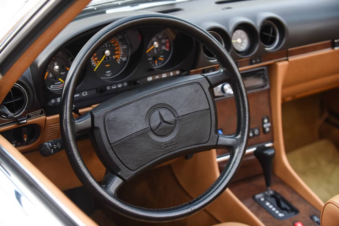 1989 Mercedes-Benz 560 SL — photo 23