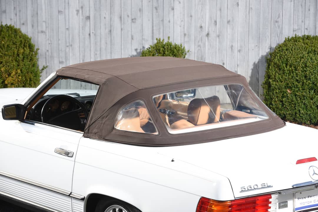 1989 Mercedes-Benz 560 SL — photo 24