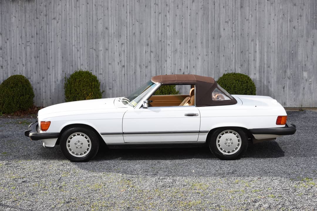 1989 Mercedes-Benz 560 SL — photo 27