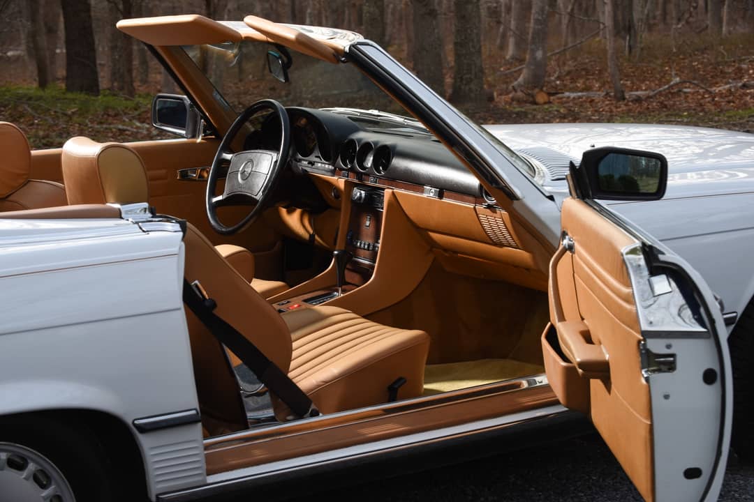 1989 Mercedes-Benz 560 SL — photo 31