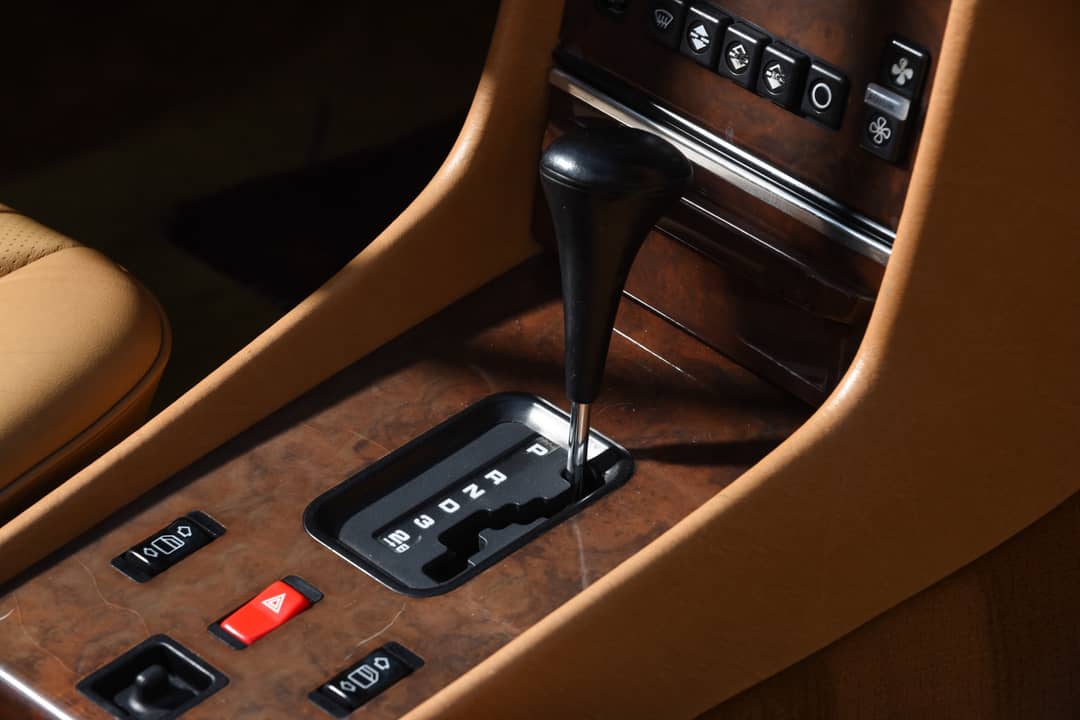 1989 Mercedes-Benz 560 SL — photo 34