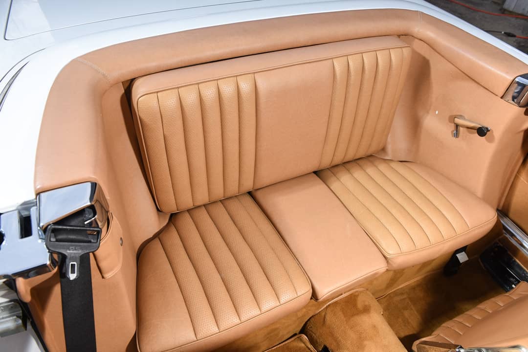1989 Mercedes-Benz 560 SL — photo 39
