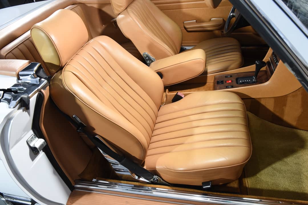 1989 Mercedes-Benz 560 SL — photo 41