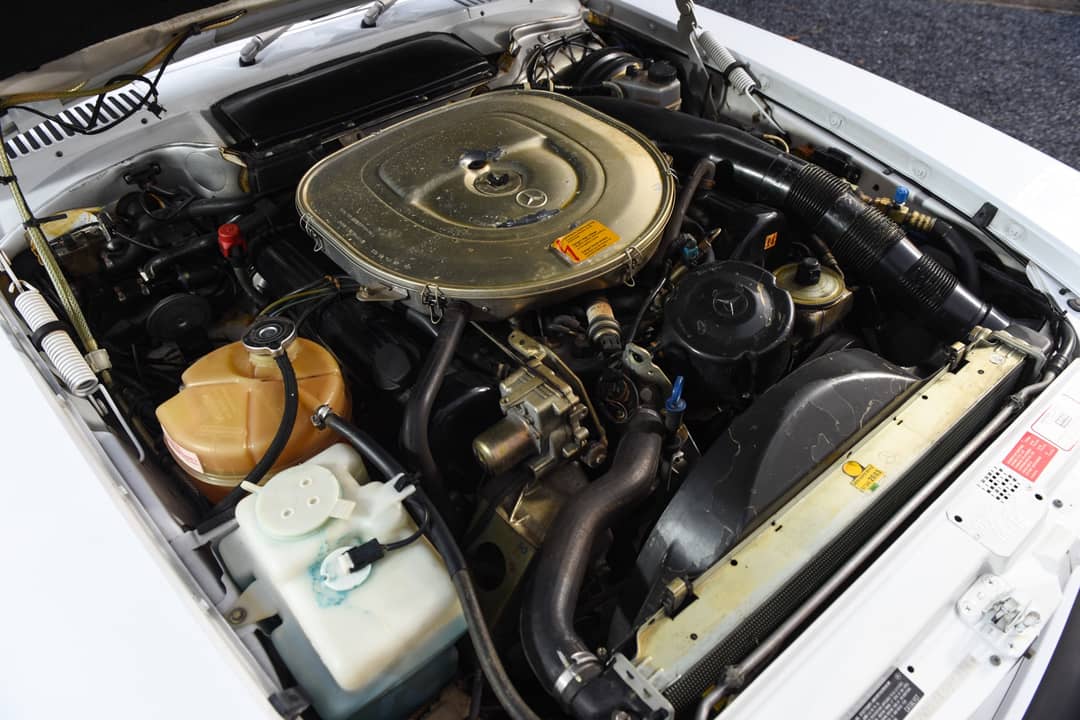 1989 Mercedes-Benz 560 SL — photo 42