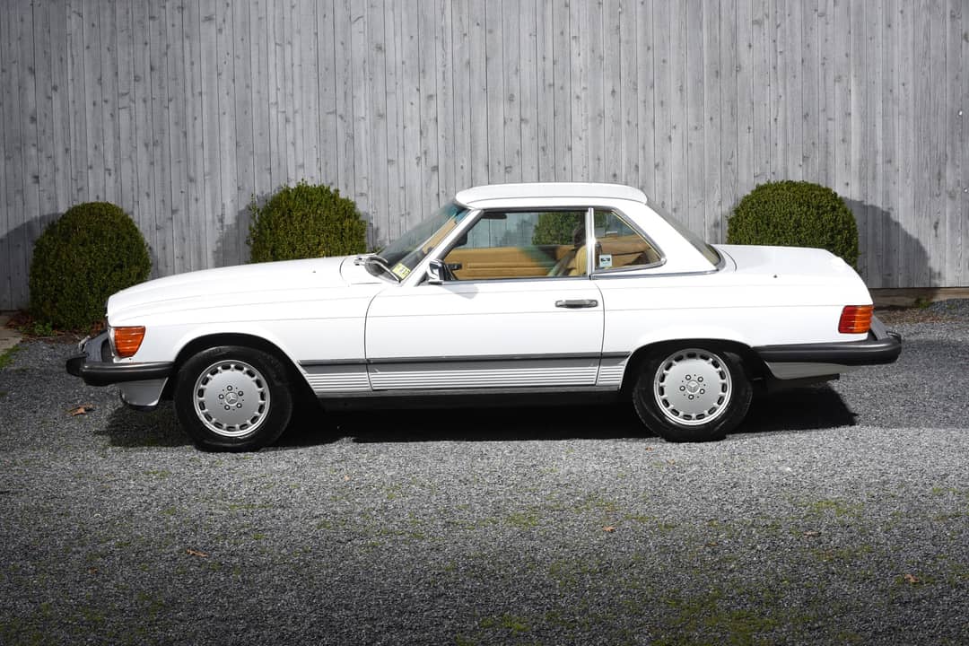 1989 Mercedes-Benz 560 SL — photo 6
