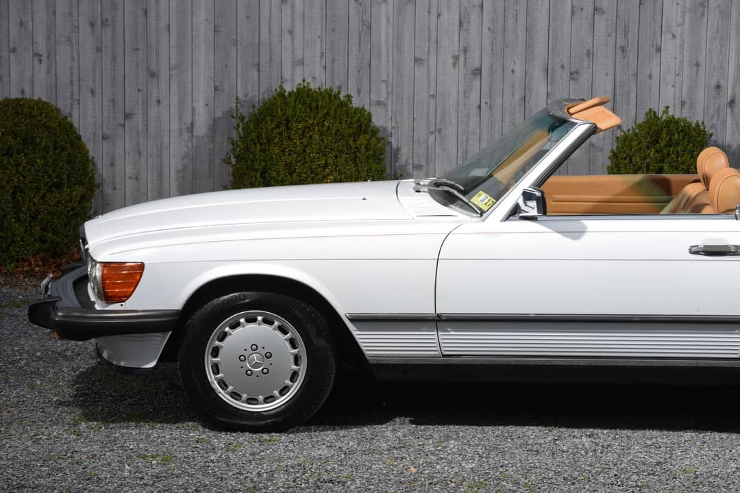 1989 Mercedes-Benz 560 SL — photo 7