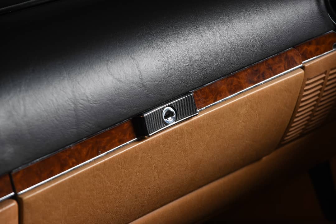 1986 Mercedes-Benz 560-Class 560 SL — photo 14