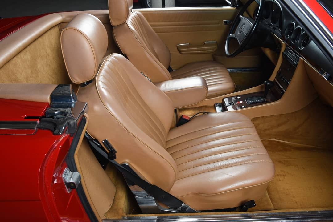1986 Mercedes-Benz 560-Class 560 SL — photo 23