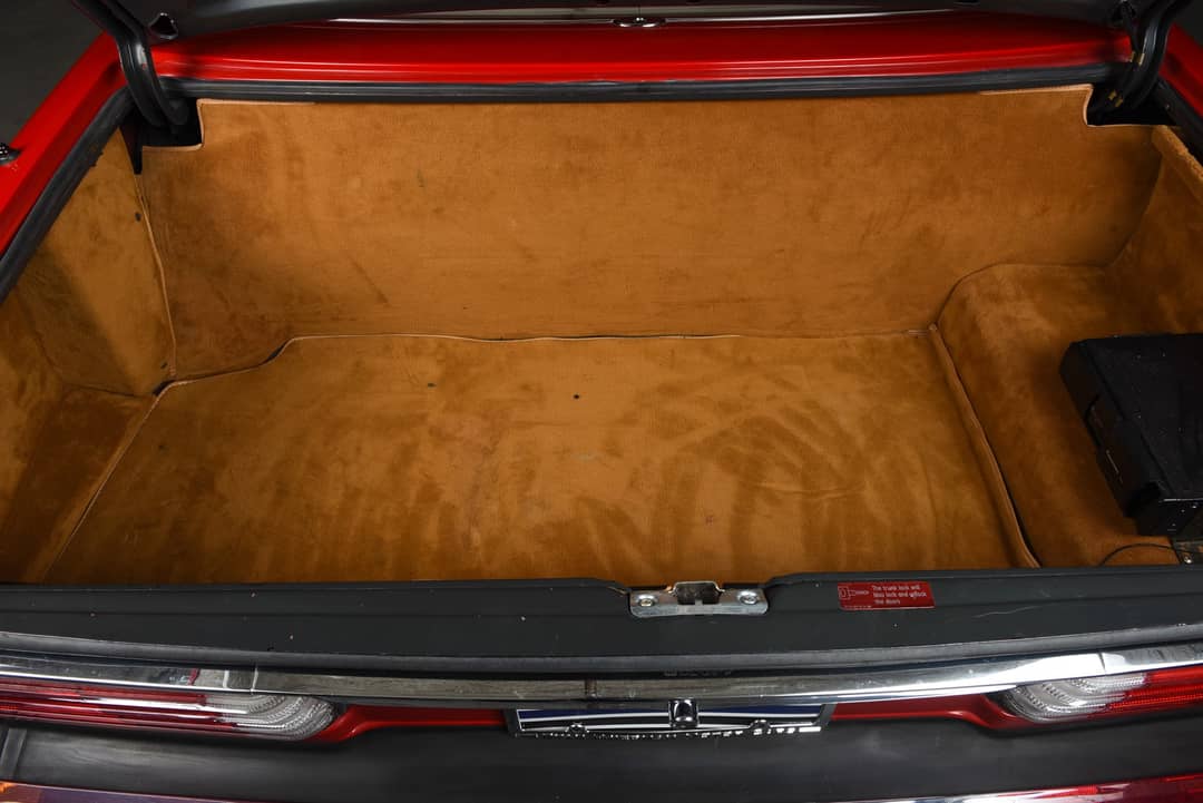 1986 Mercedes-Benz 560-Class 560 SL — photo 25