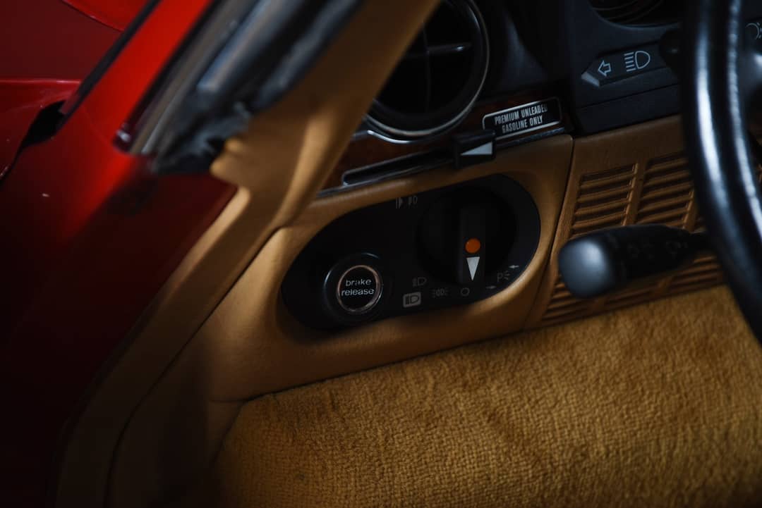 1986 Mercedes-Benz 560-Class 560 SL — photo 28