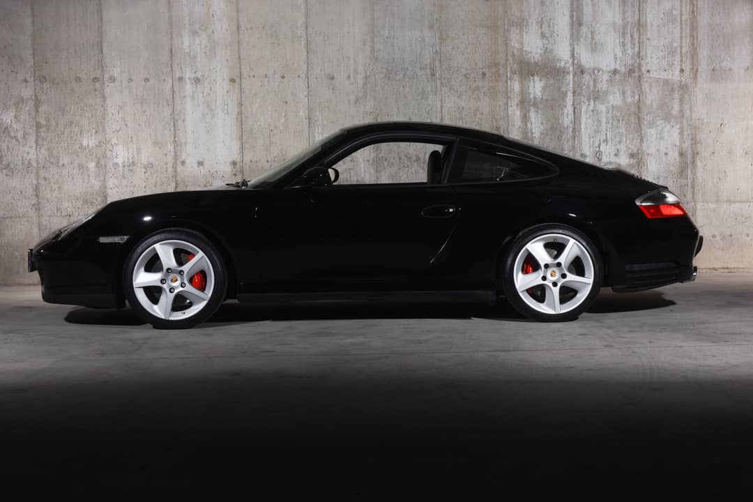 2004 Porsche 911 Carrera 4S — photo 14