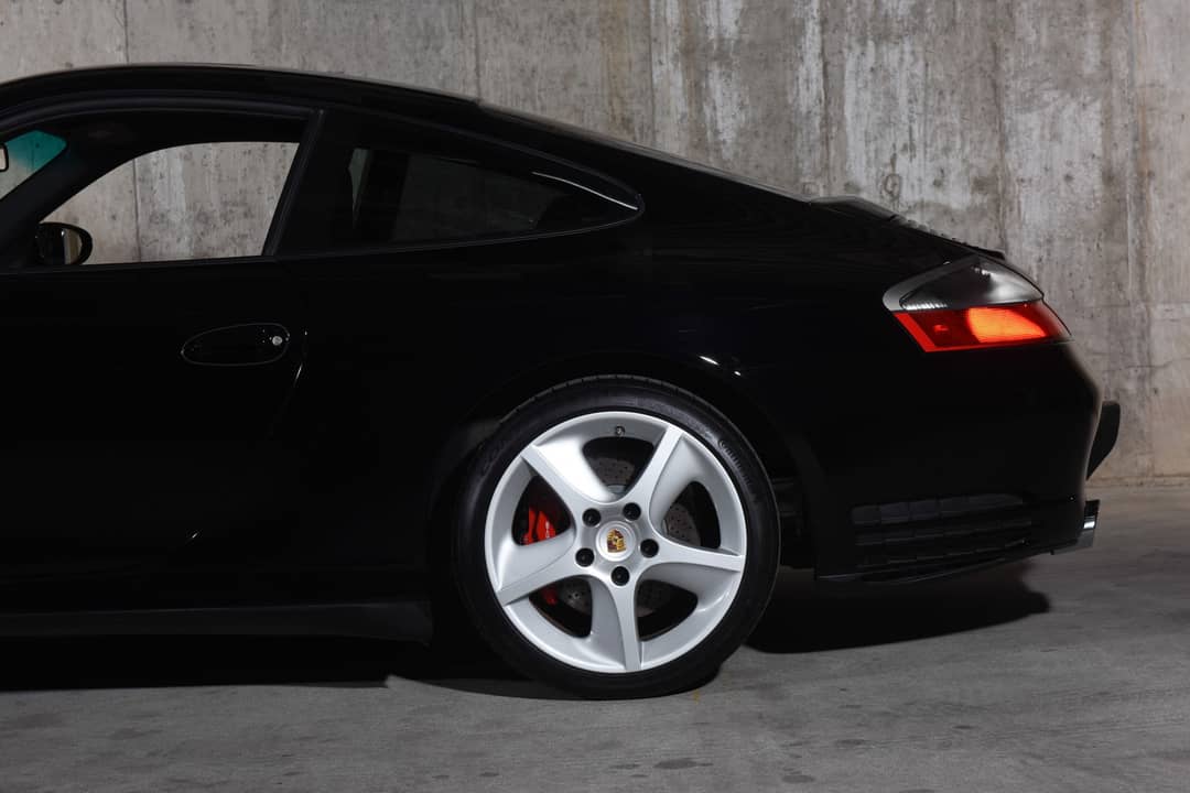 2004 Porsche 911 Carrera 4S — photo 15