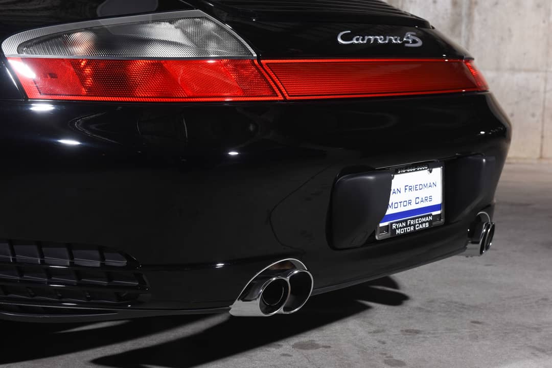 2004 Porsche 911 Carrera 4S — photo 16
