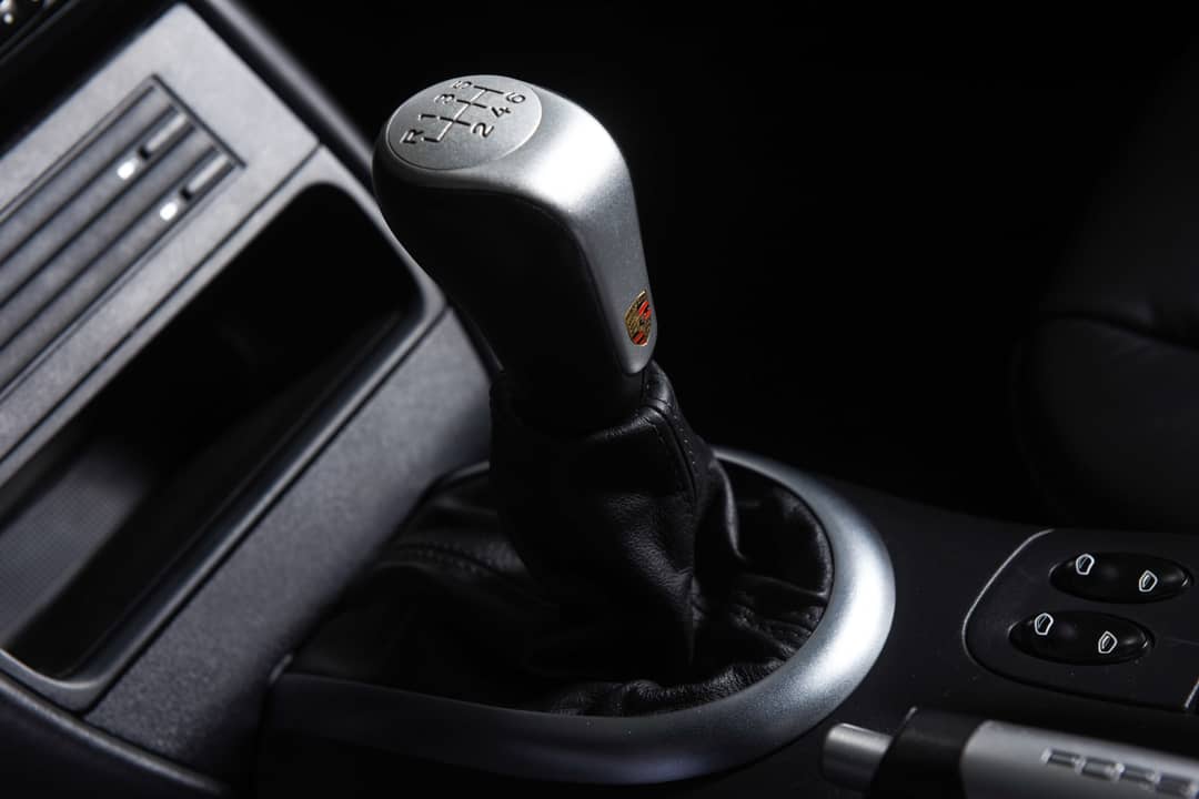 2004 Porsche 911 Carrera 4S — photo 26