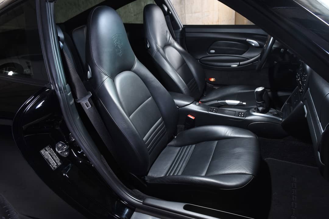 2004 Porsche 911 Carrera 4S — photo 27