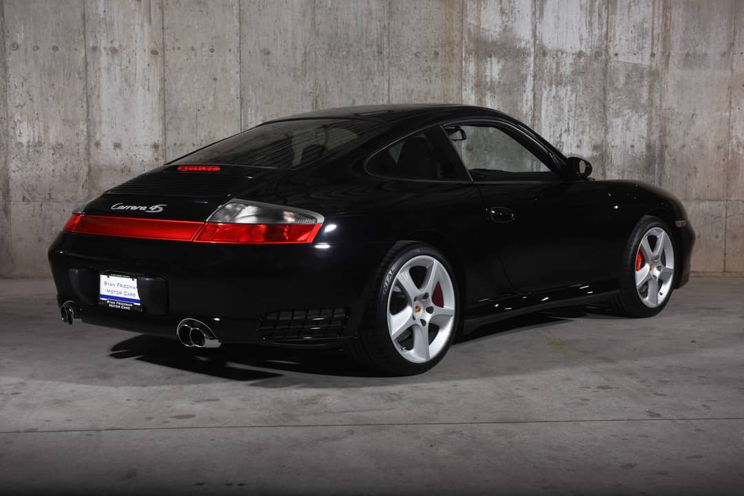 2004 Porsche 911 Carrera 4S — photo 5