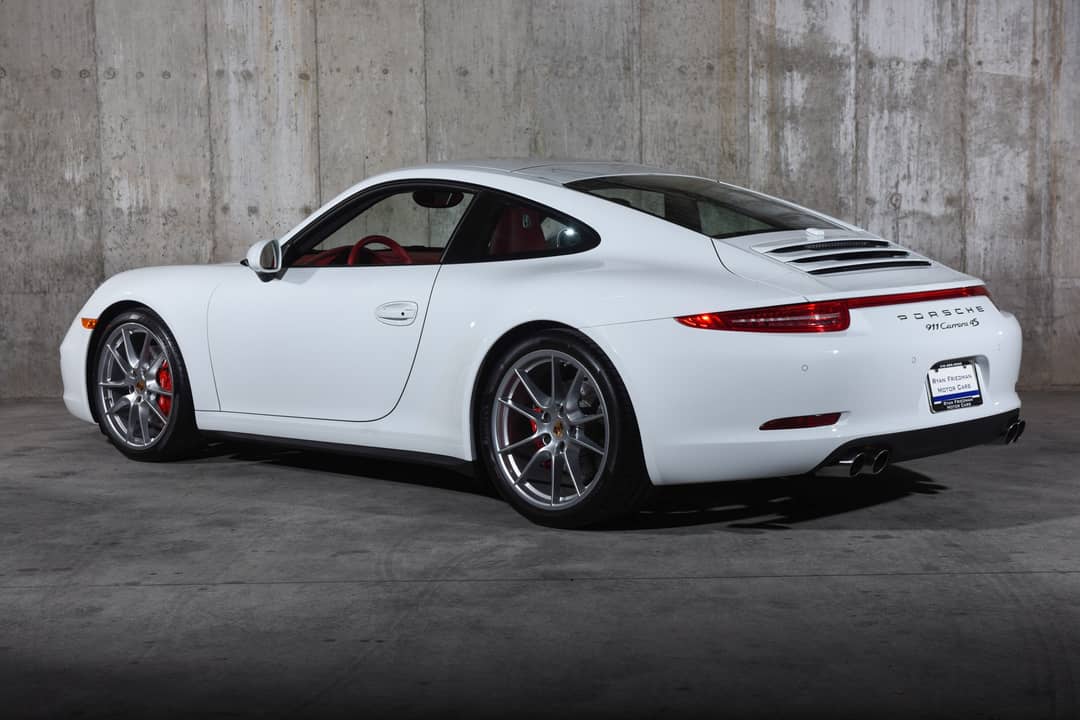 2014 Porsche 911 Carrera 4S — photo 3