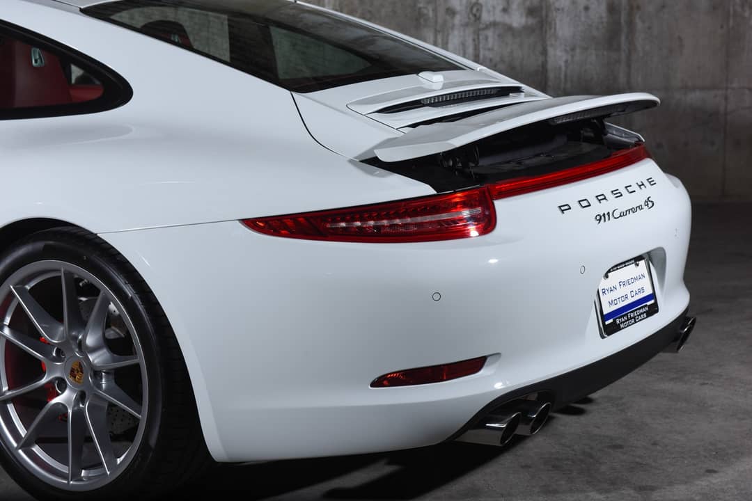 2014 Porsche 911 Carrera 4S — photo 21