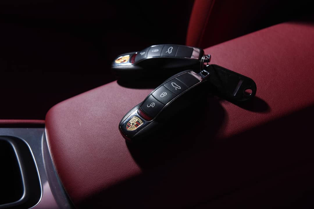 2014 Porsche 911 Carrera 4S — photo 32