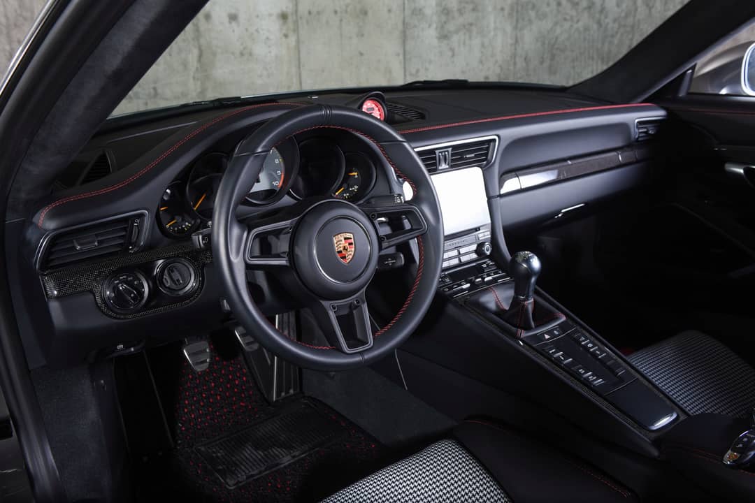 2019 Porsche 911 GT3 — photo 19