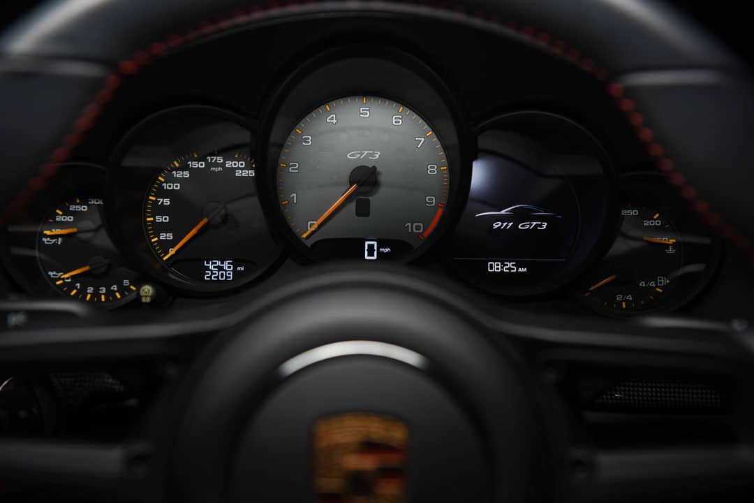 2019 Porsche 911 GT3 — photo 38