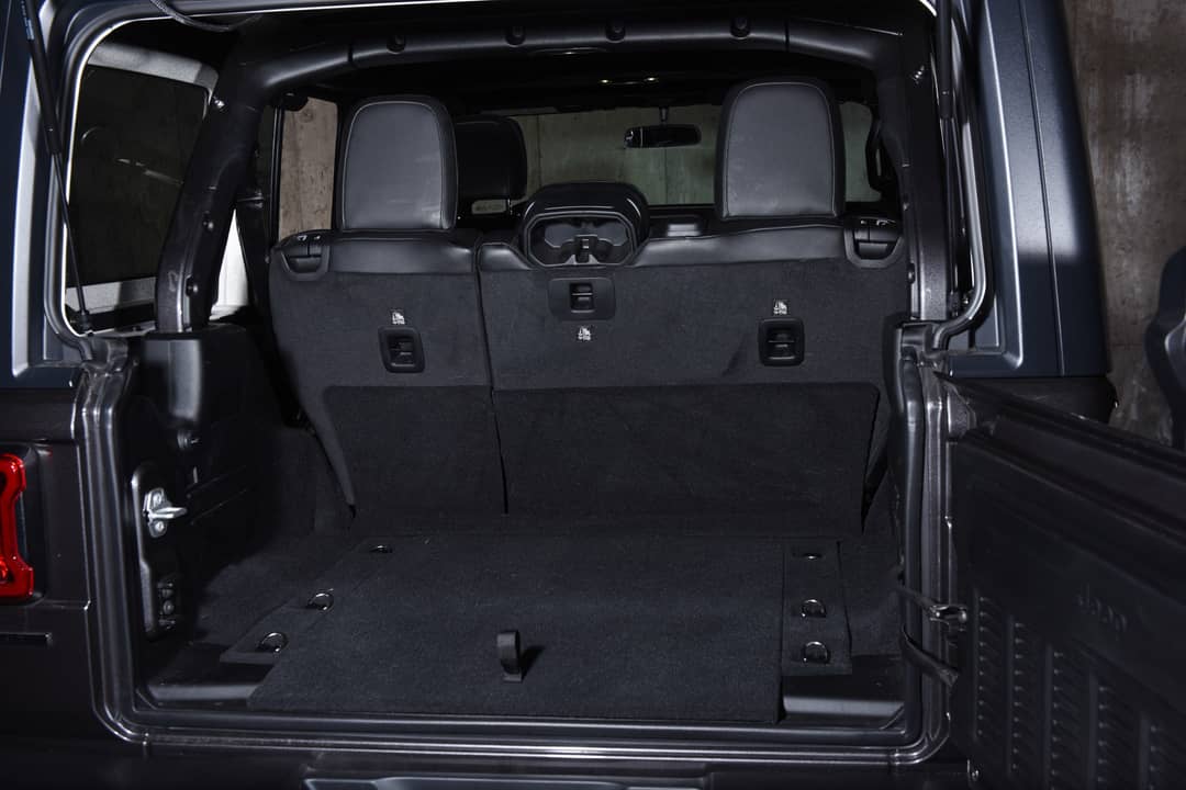 2021 Jeep Wrangler Unlimited Sahara — photo 29