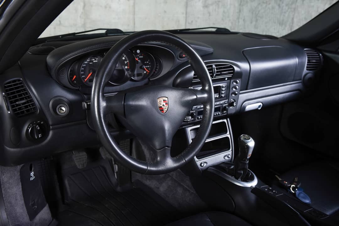 2003 Porsche 911 Carrera 4S — photo 25