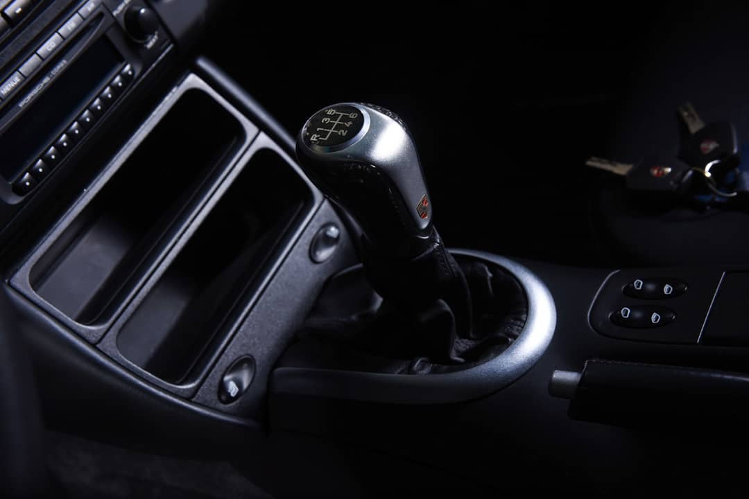 2003 Porsche 911 Carrera 4S — photo 27