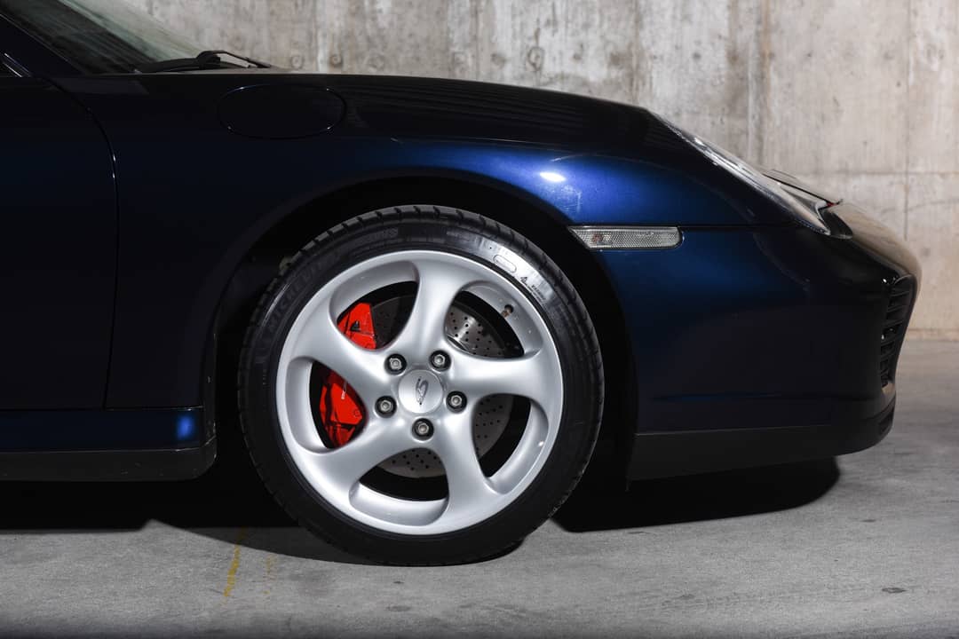 2003 Porsche 911 Carrera 4S — photo 10