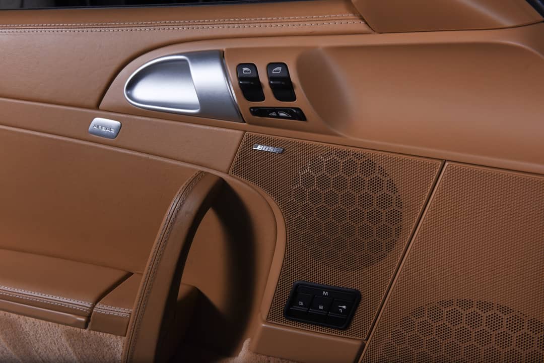 2005 Porsche 911 Carrera — photo 31
