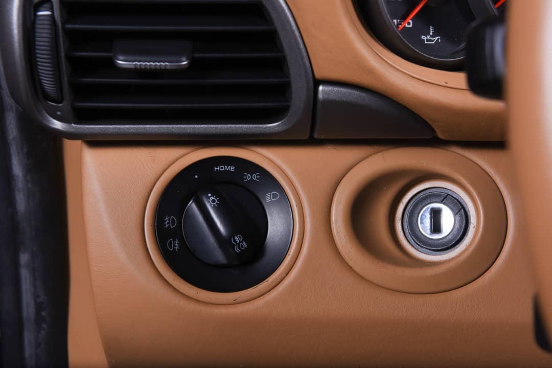 2005 Porsche 911 Carrera — photo 33