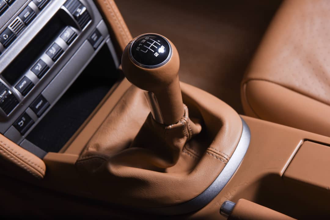 2005 Porsche 911 Carrera — photo 40