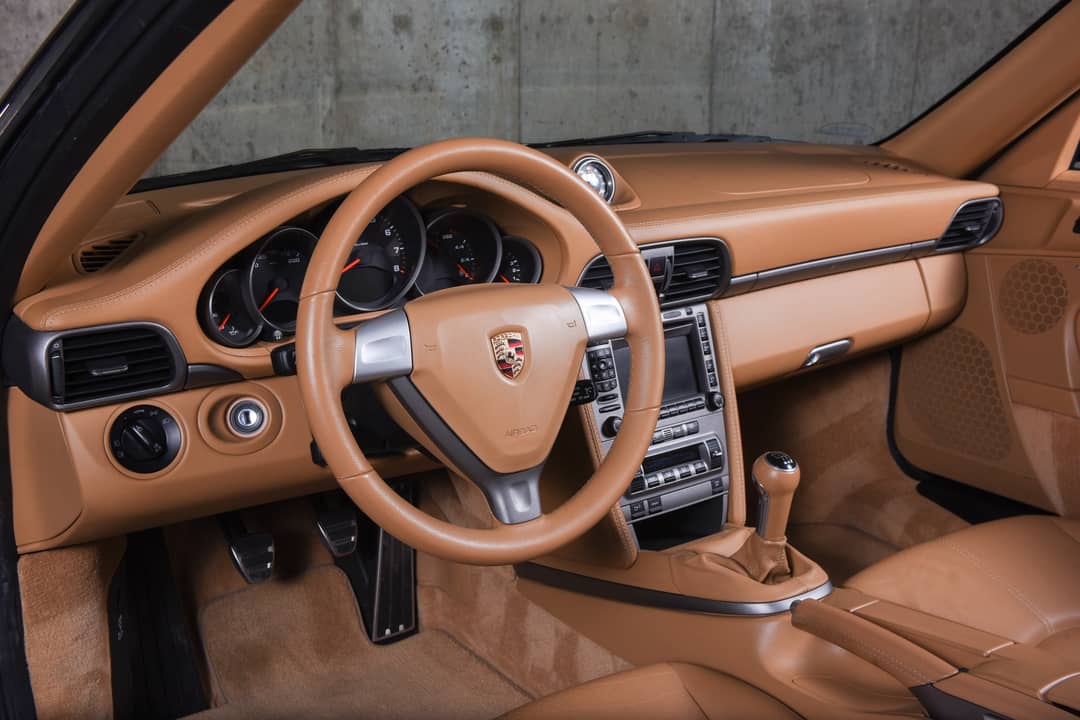 2005 Porsche 911 Carrera — photo 42