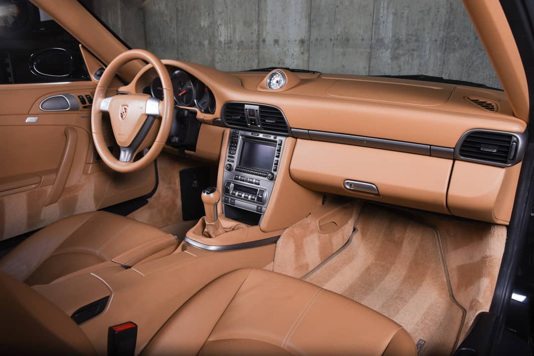2005 Porsche 911 Carrera — photo 43