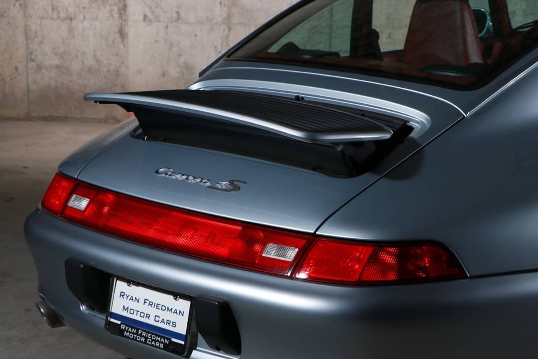 1996 Porsche 911 Carrera 4S — photo 16