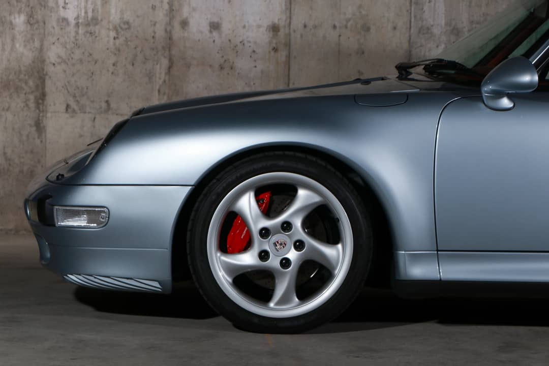 1996 Porsche 911 Carrera 4S — photo 17