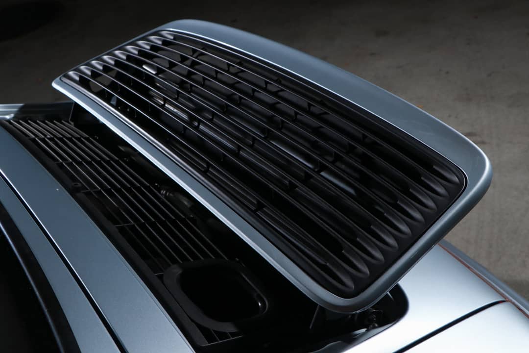 1996 Porsche 911 Carrera 4S — photo 23