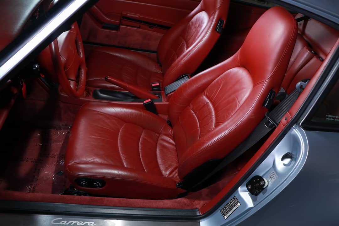 1996 Porsche 911 Carrera 4S — photo 25