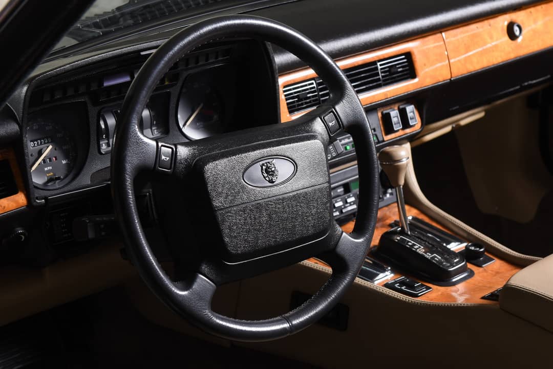 1991 Jaguar XJ-Series XJS — photo 35