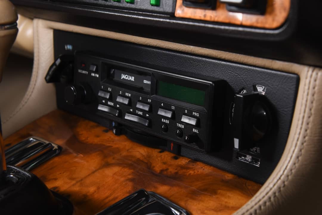 1991 Jaguar XJ-Series XJS — photo 44