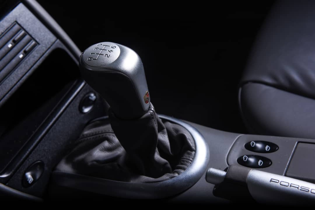 2004 Porsche 911 Carrera 4S — photo 11