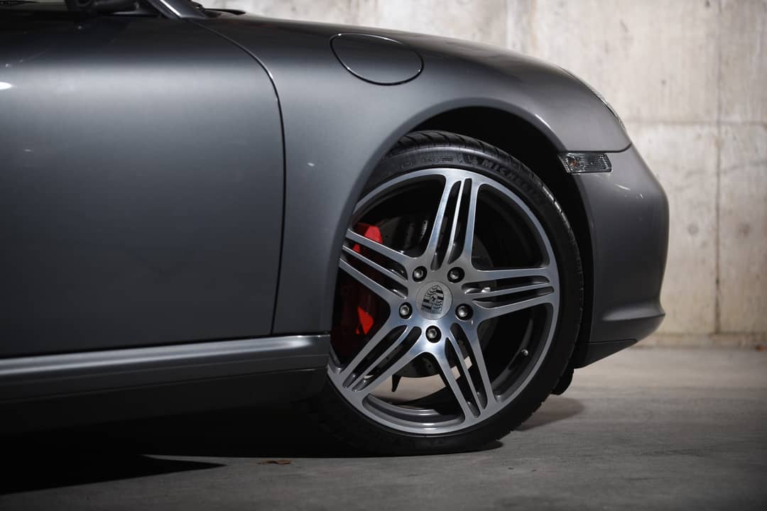 2010 Porsche 911 Carrera 4S — photo 13