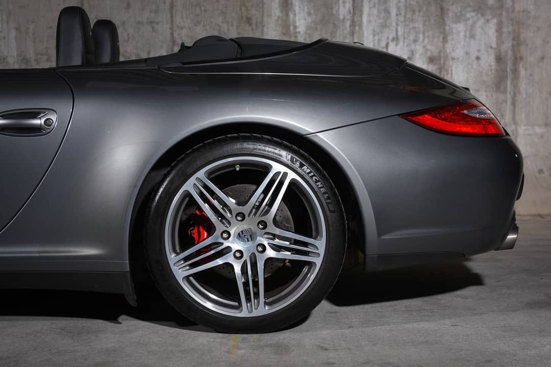 2010 Porsche 911 Carrera 4S — photo 27