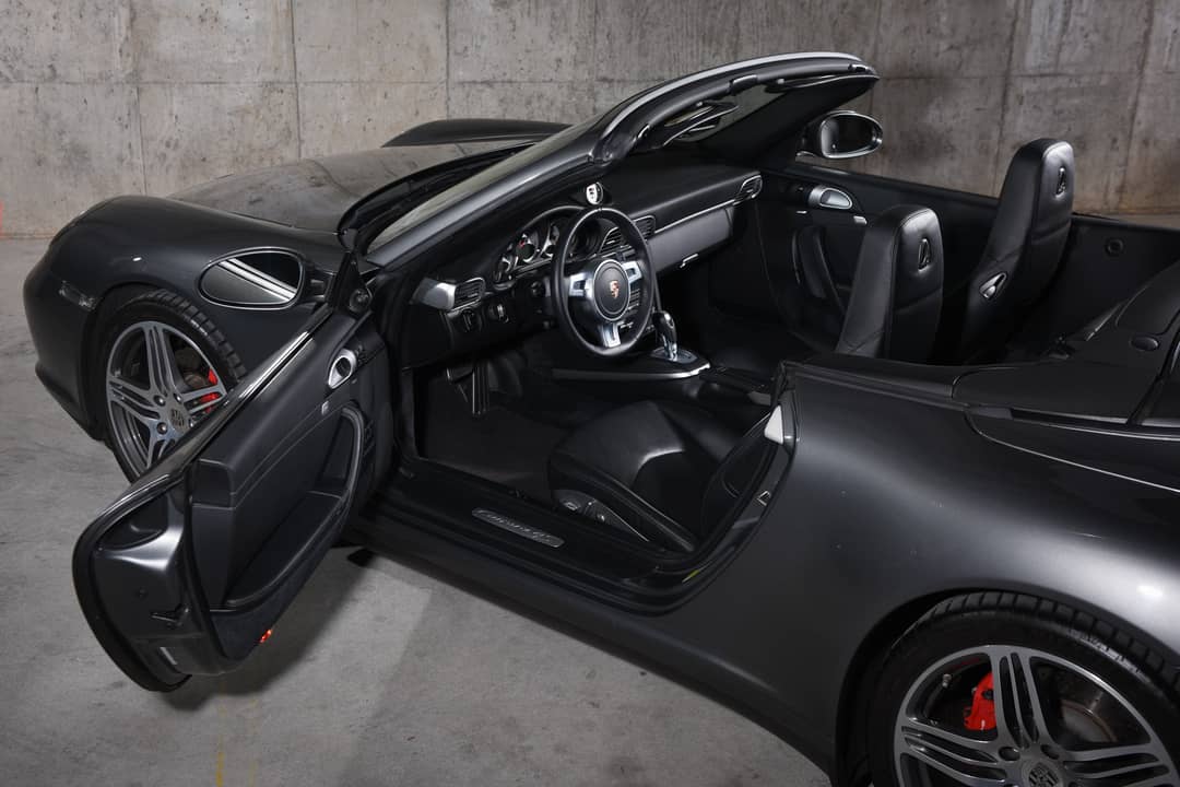 2010 Porsche 911 Carrera 4S — photo 29
