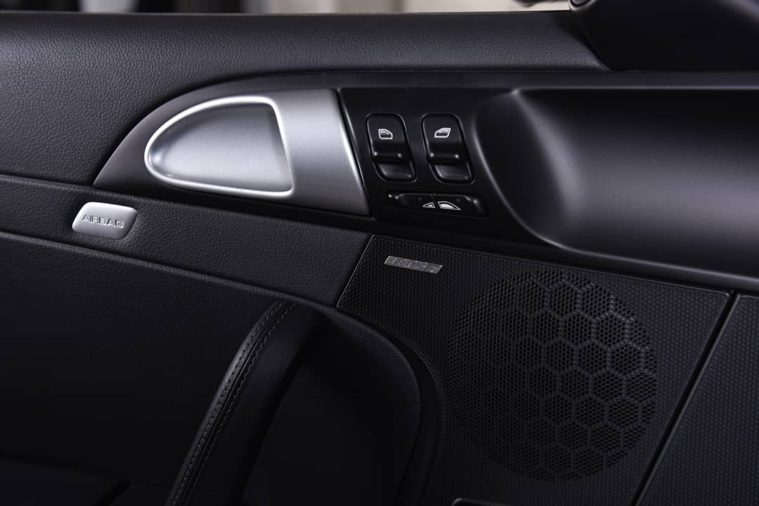 2010 Porsche 911 Carrera 4S — photo 31