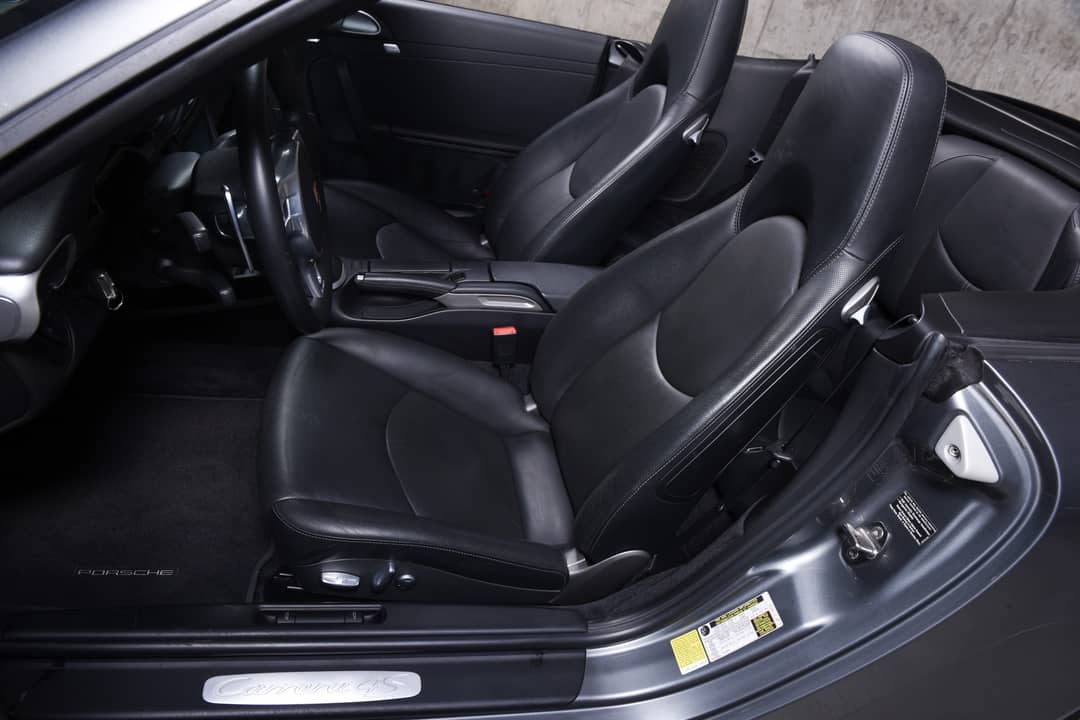 2010 Porsche 911 Carrera 4S — photo 34