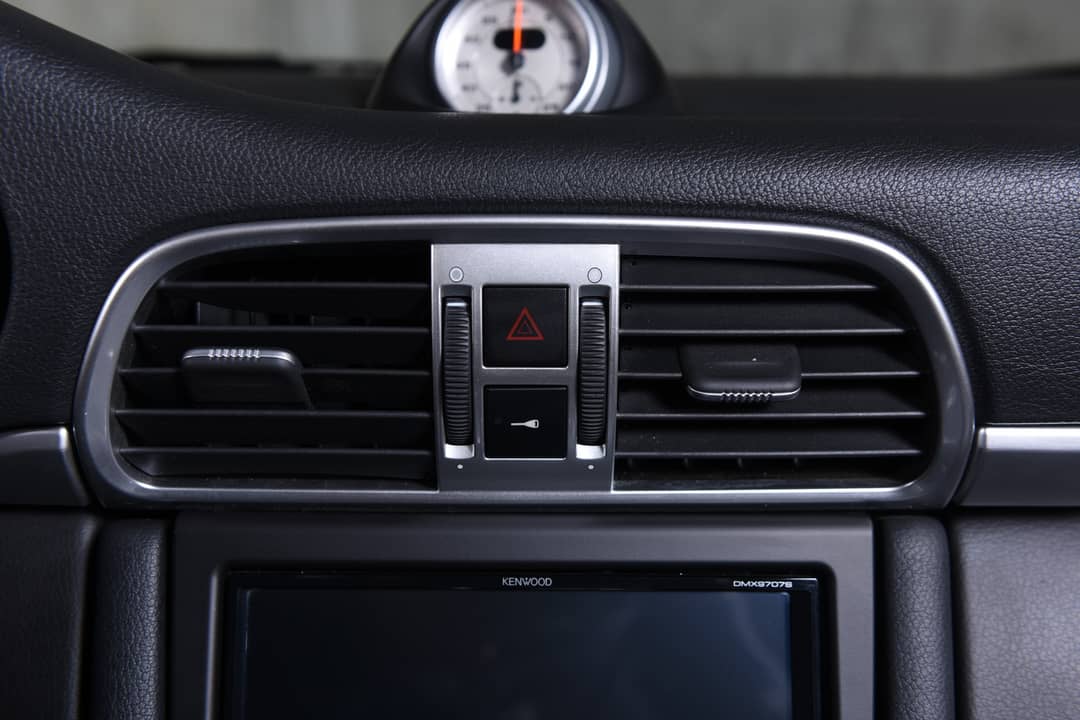 2010 Porsche 911 Carrera 4S — photo 42