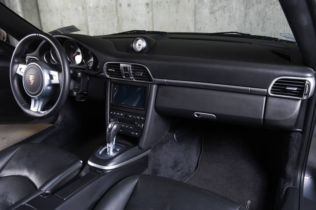 2010 Porsche 911 Carrera 4S — photo 51